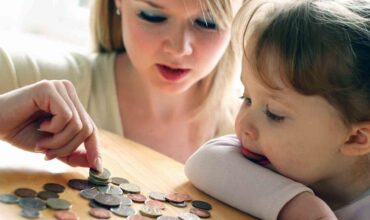 Изменения в выплатах для семей с детьми от 8 до 16 лет